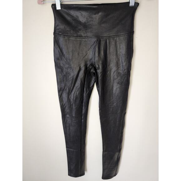 SPANX Pants - Spanx med black faux leather pull on leggings